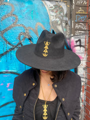 Demi lunar feather hat